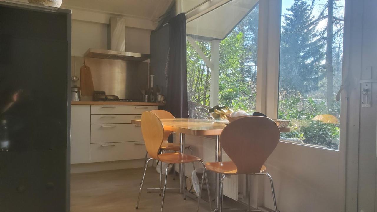 Vakantiebungalow De Schaapskooi Епе Екстериор снимка